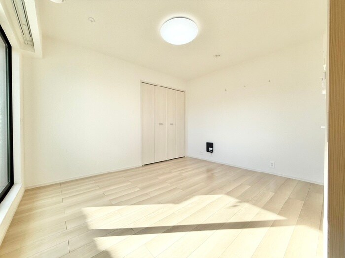 物件内観写真9　(居室)