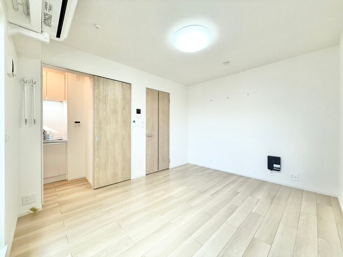 物件内観写真10　(居室)