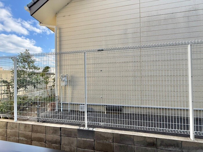 物件内観写真22　(室内からの展望)