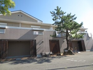 プレジール上野西外観写真