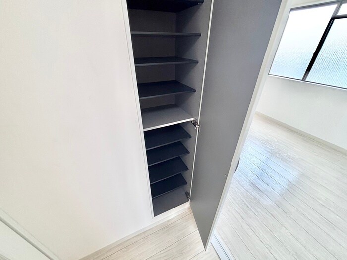 物件内観写真20　(靴箱)