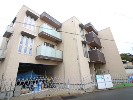 シャーメゾンガーデンズ豊中本町外観写真