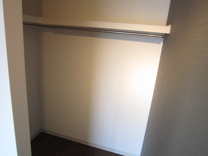 物件内観写真10　(収納)