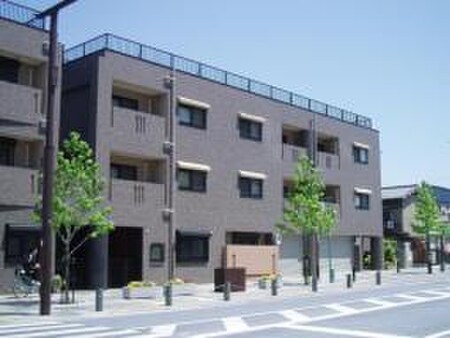 ベルテ長岡京外観写真