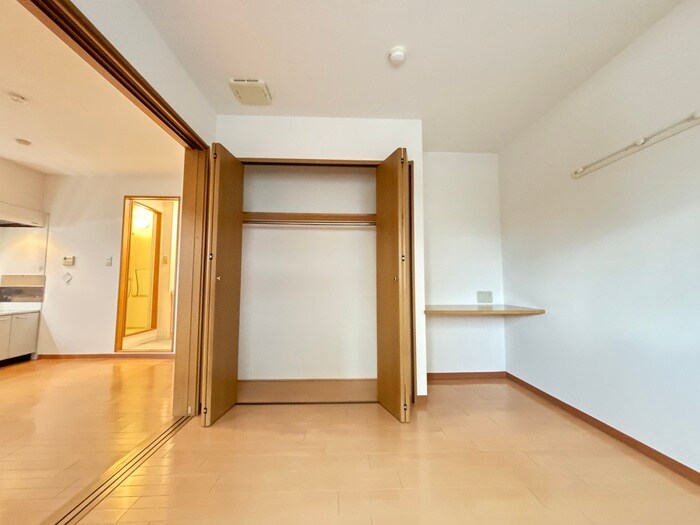 物件内観写真10　(居室)