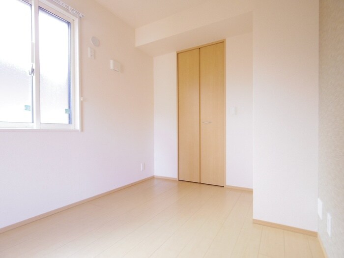 物件内観写真12　(居室)