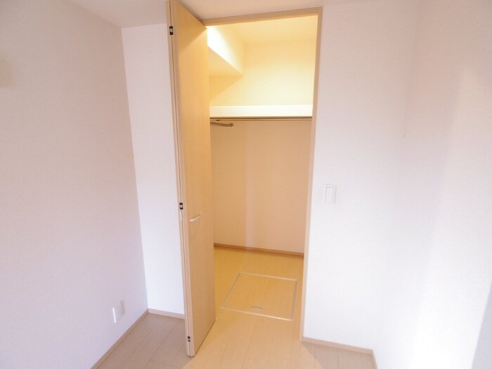 物件内観写真17　(収納)