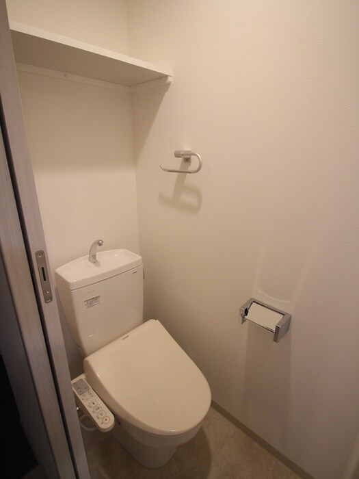物件内観写真11　(トイレ)