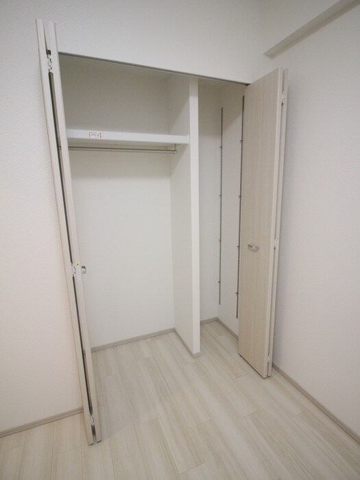 物件内観写真16　(収納)