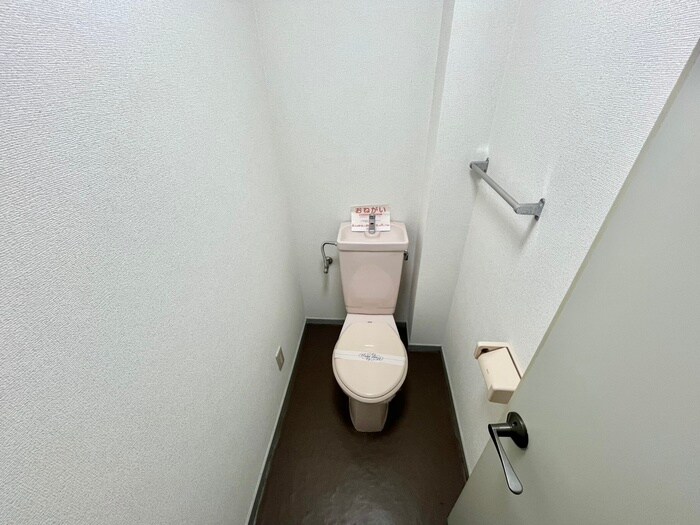 物件内観写真14　(トイレ)