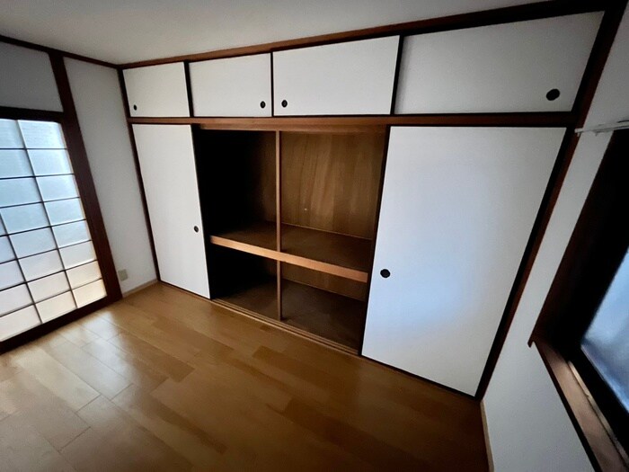物件内観写真16　(収納)