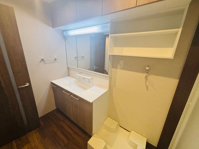 物件内観写真11　(洗面)