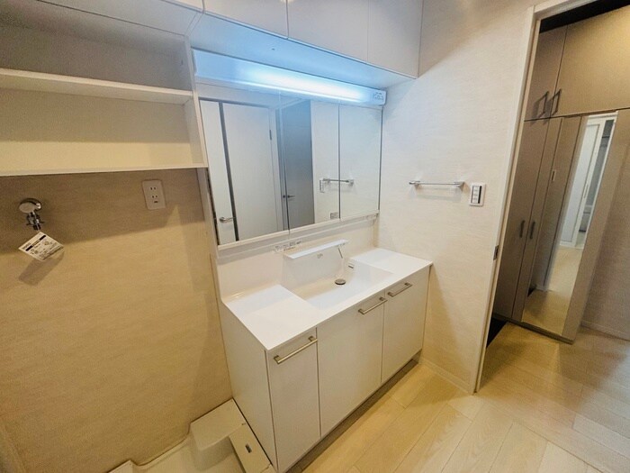 物件内観写真12　(洗面)