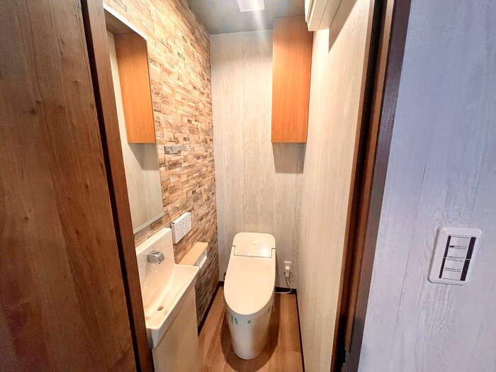 物件内観写真12　(トイレ)