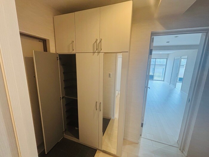 物件内観写真15　(靴箱)