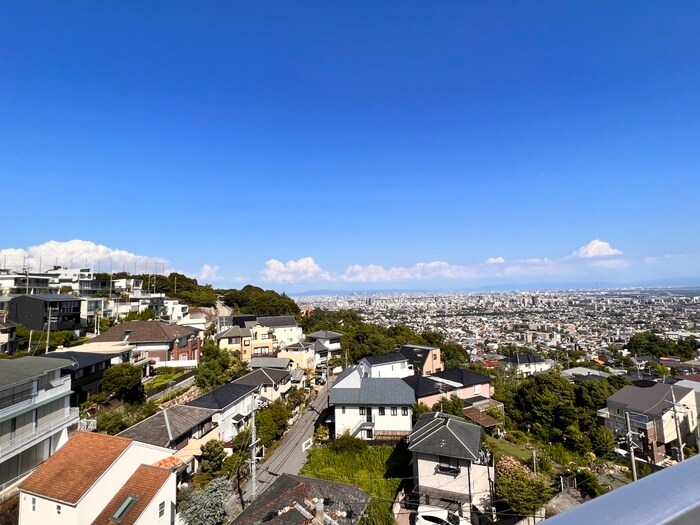 物件内観写真15　(室内からの展望)