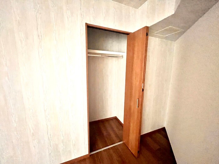 物件内観写真18　(収納)