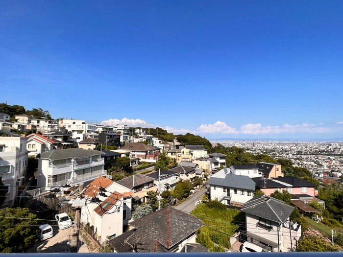 物件内観写真19　(室内からの展望)