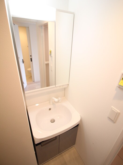 物件内観写真10　(洗面)