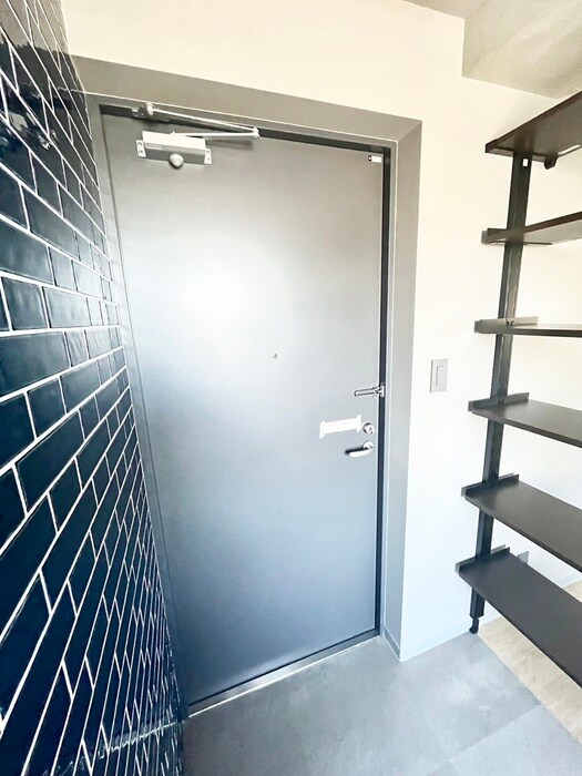 物件内観写真15　(玄関)