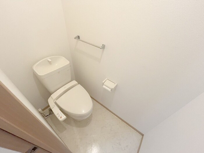 物件内観写真12　(トイレ)