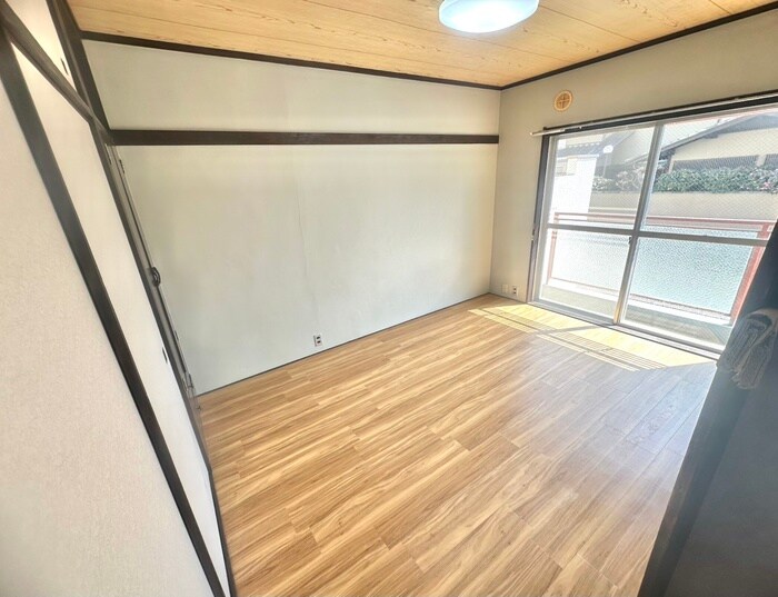 物件内観写真10　(居室)