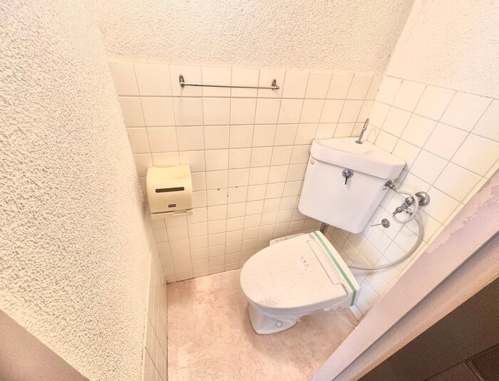 物件内観写真14　(トイレ)