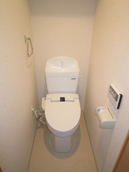 物件内観写真10　(トイレ)