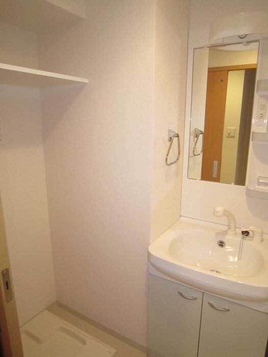 物件内観写真11　(洗面)