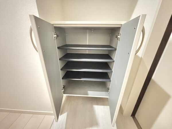 靴箱