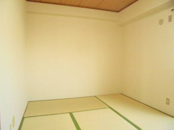 物件内観写真17　(居室)