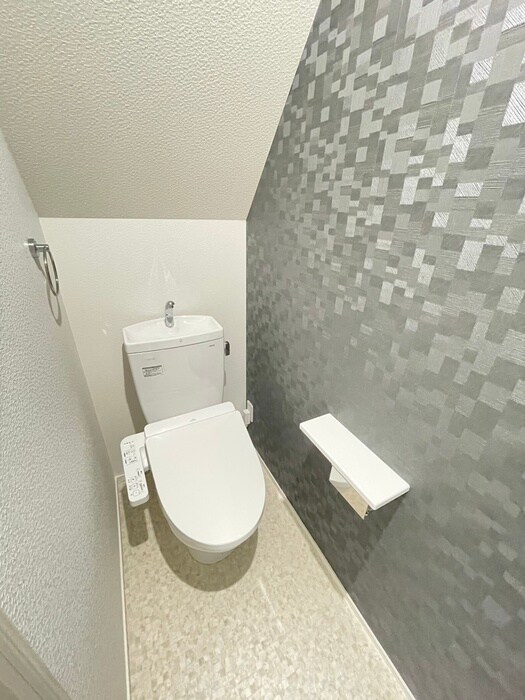 物件内観写真9　(トイレ)