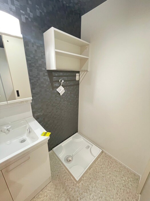 物件内観写真9　(洗濯機置場)