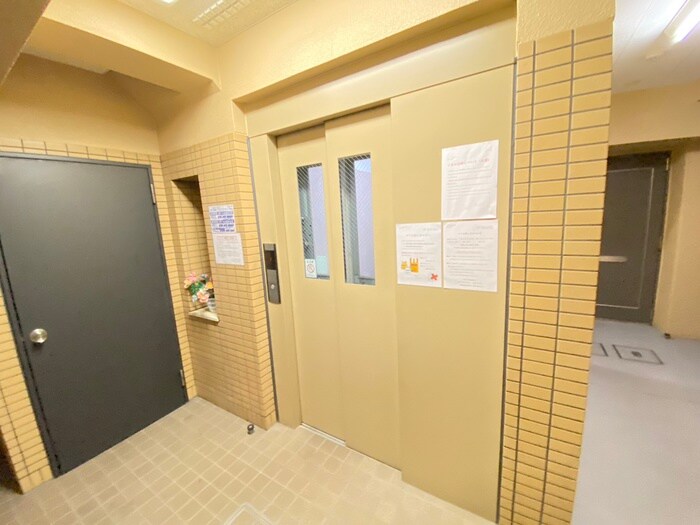 物件外観写真4　(建物設備)