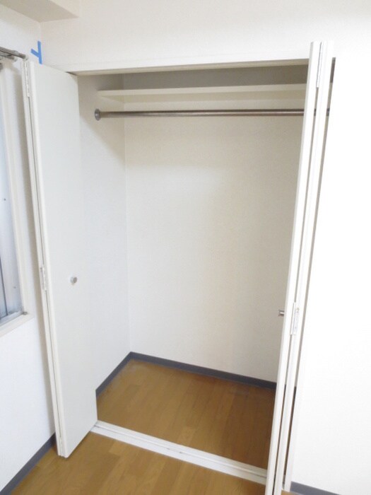 物件内観写真10　(収納)