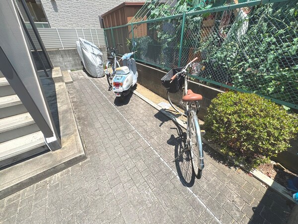 駐輪場