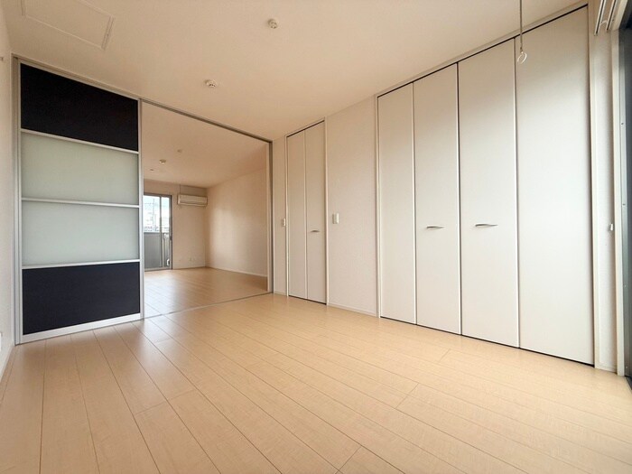 物件内観写真10　(居室)