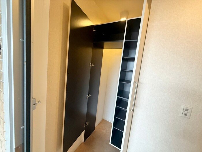 物件内観写真18　(靴箱)