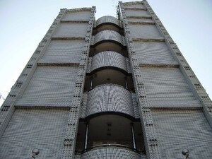 ギャレ鴻池外観写真
