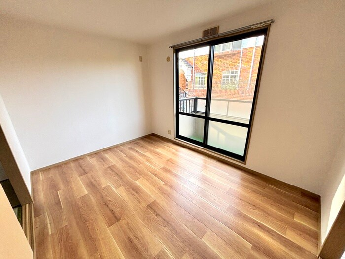 物件内観写真18　(居室)