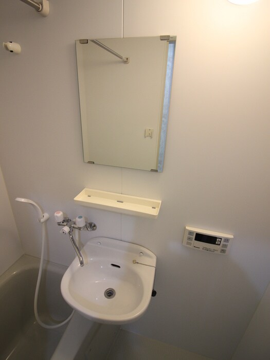 物件内観写真11　(洗面)