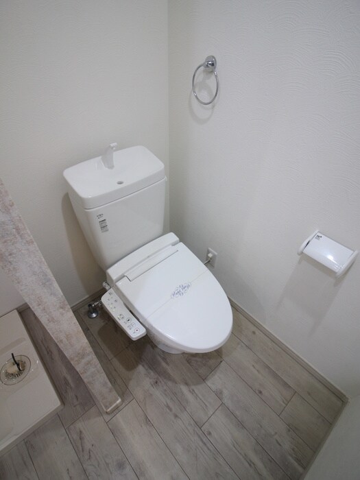 物件内観写真14　(トイレ)