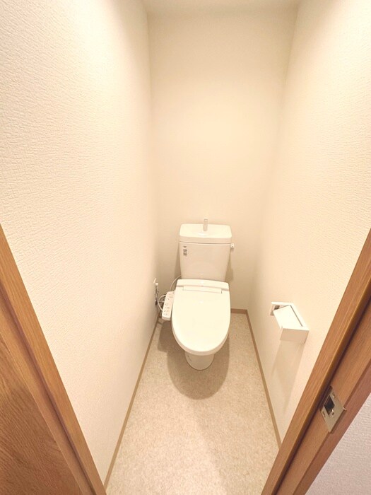 物件内観写真11　(トイレ)