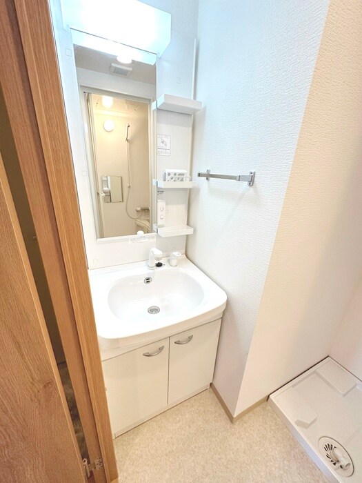 物件内観写真12　(洗面)