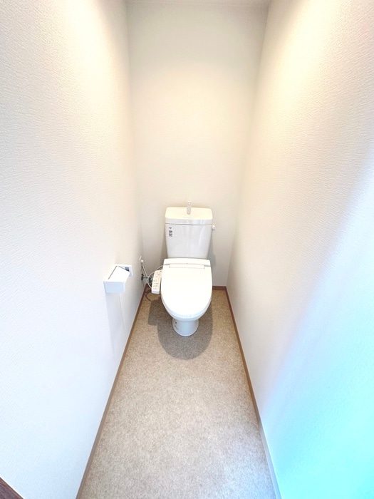 物件内観写真14　(トイレ)