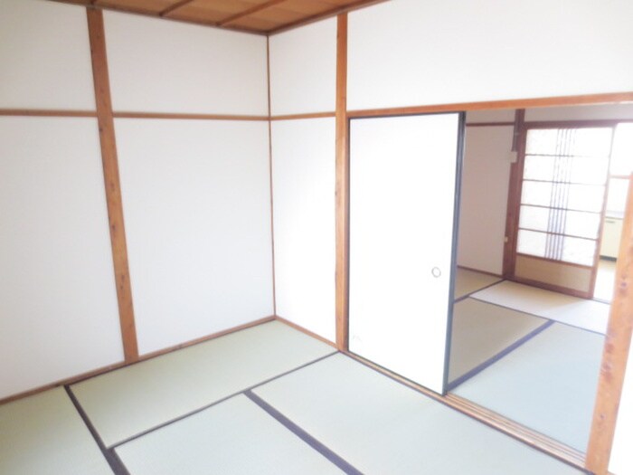 物件内観写真7　(居室)