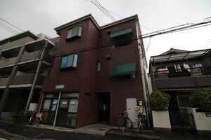 吉岡マンション外観写真