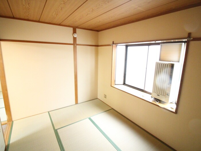 物件内観写真10　(居室)