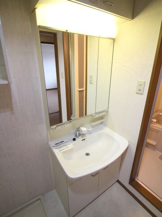 物件内観写真10　(洗面)