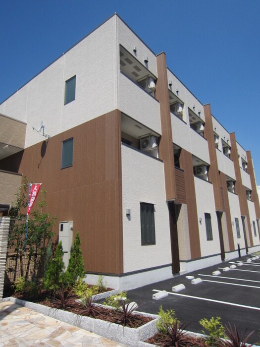 物件外観写真1　(外観写真)